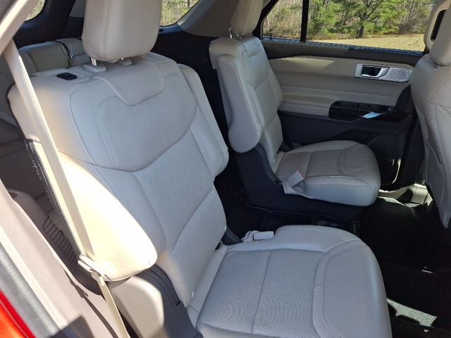 2021 Ford Explorer Platinum