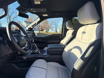 2025 Ford F-150 Lightning Platinum