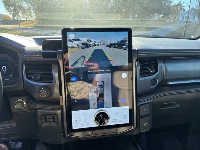 2025 Ford F-150 Lightning Platinum