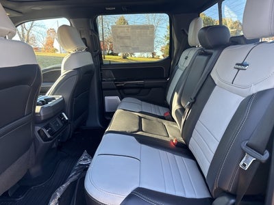 2025 Ford F-150 Lightning Platinum