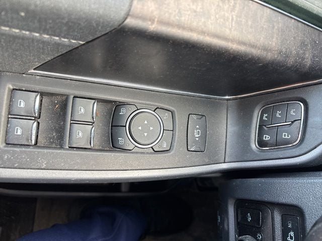 2023 Ford F-350SD Lariat