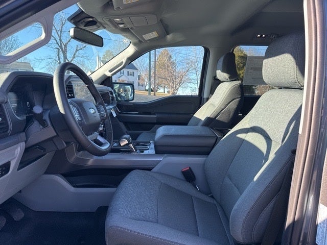 2025 Ford F-150 Lightning XLT