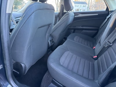 2020 Ford Fusion Hybrid SE