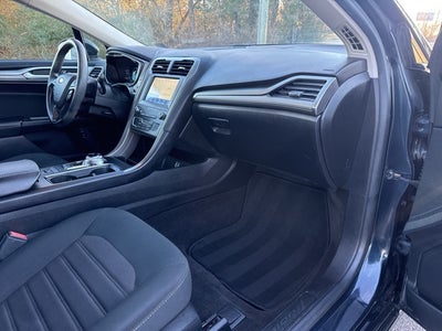 2020 Ford Fusion Hybrid SE