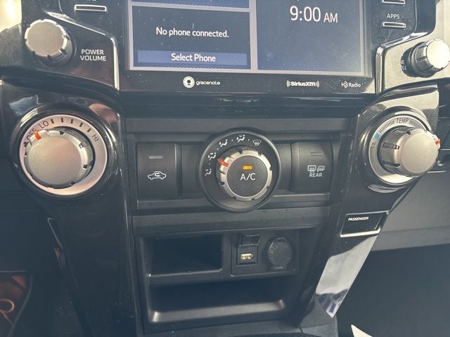 2024 Toyota 4Runner TRD Off-Road