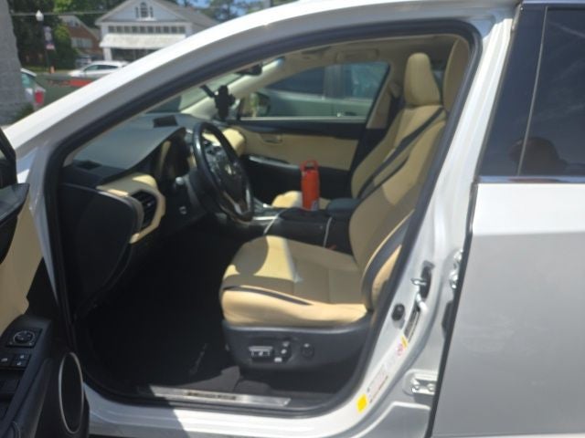 2016 Lexus NX 200t