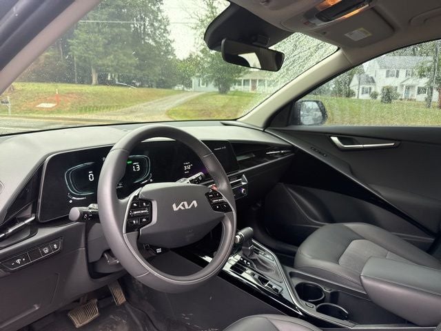 2025 Kia Niro EX