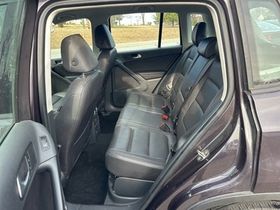 2016 Volkswagen Tiguan Base