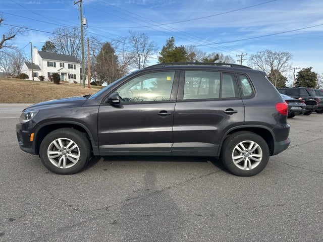 2016 Volkswagen Tiguan Base